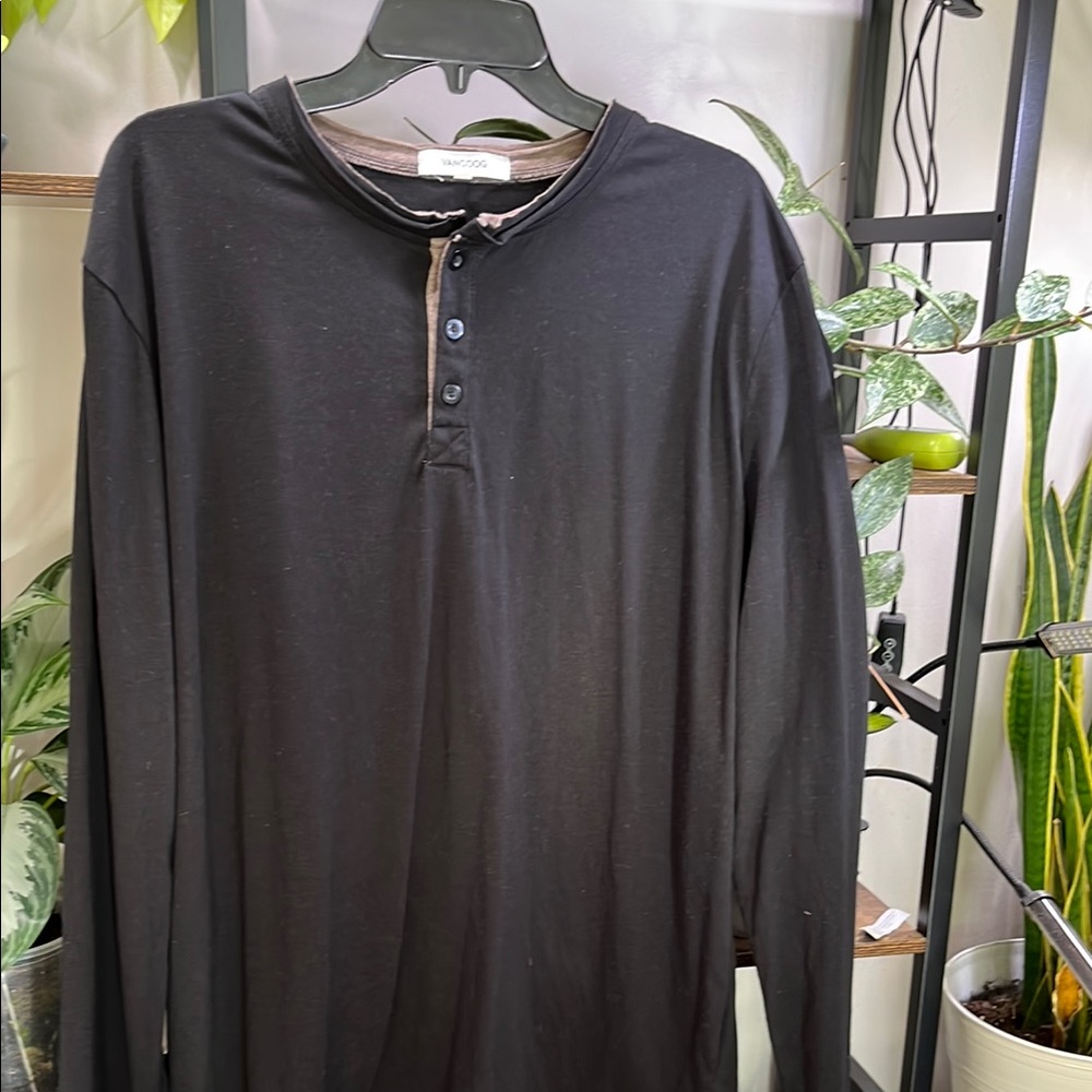 Men's Black Long Sleeve Shirt